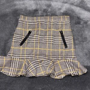 Plaid Ruffle Hem Skirt with Zipper Pockets